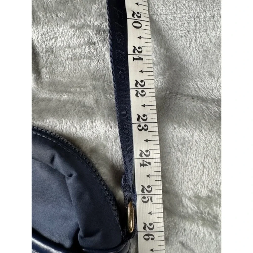 Tommy Hilfiger Crossbody Bag Womens Small Navy Blue Nylon Dome Gold‎ Logo Strap